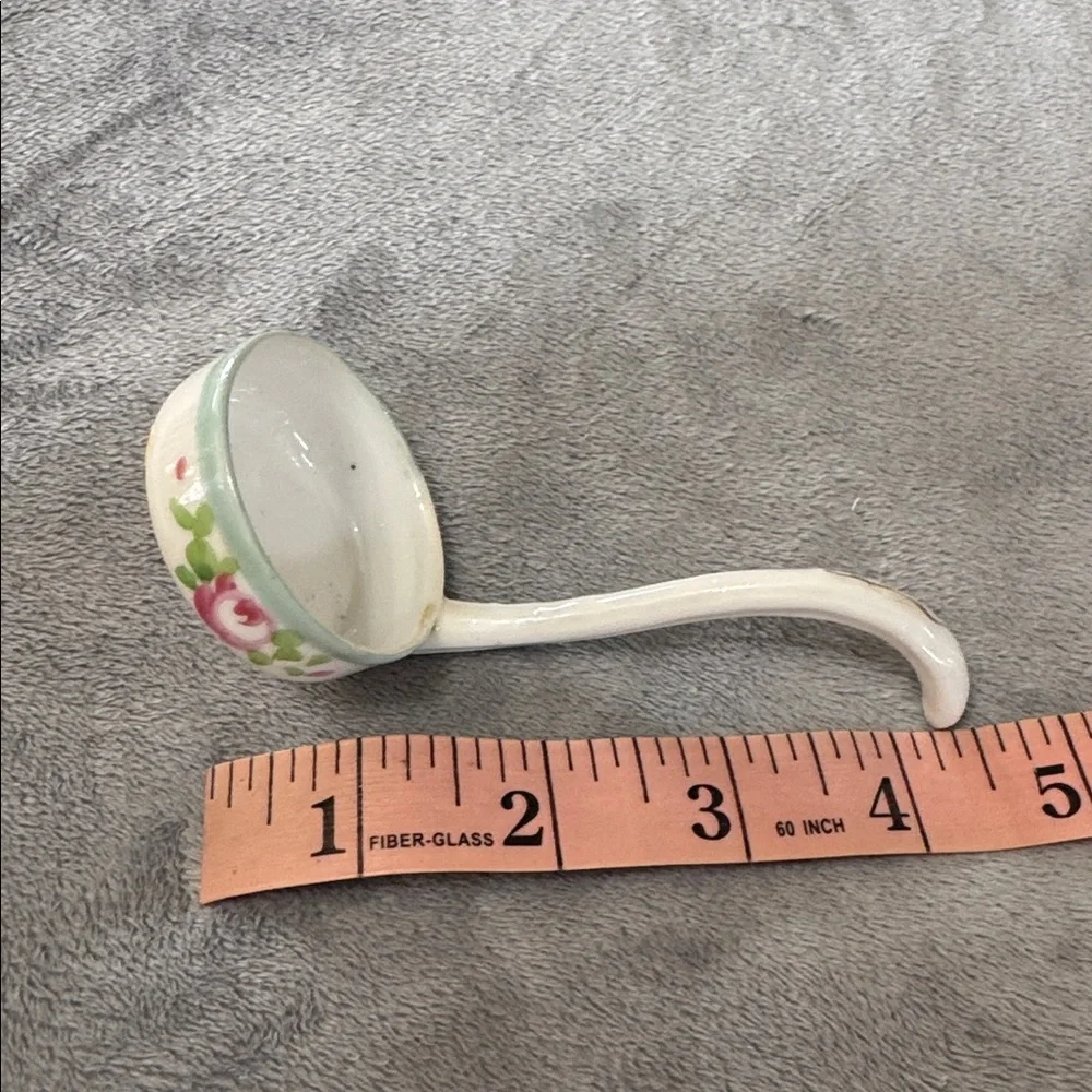 Antique Nippon Era‎ Hand-Painted Porcelain Ladle / Sauce Spoon c.1900–1920 Roses
